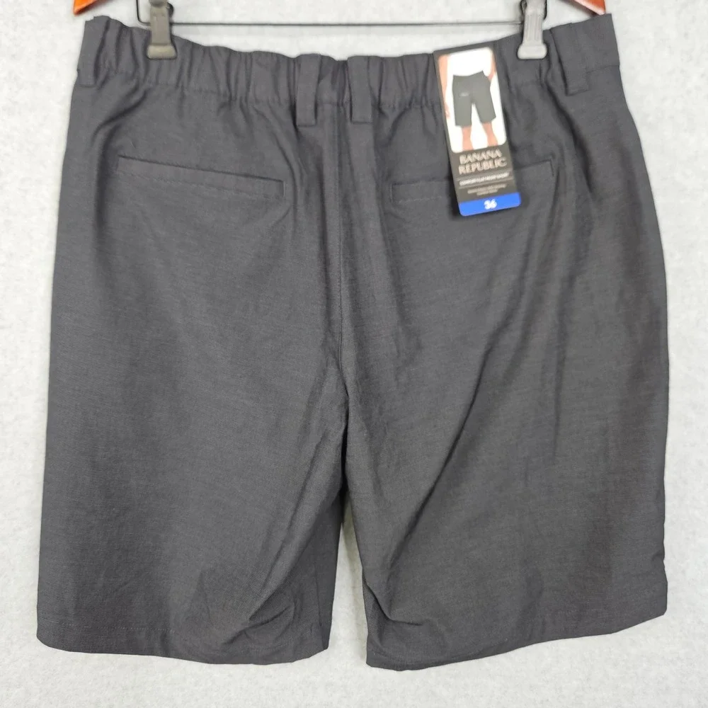 Banana Republic Mens Comfort Flat Front Shorts Stretch Wicking Waist 36 Charcoal - Picture 3 of 5